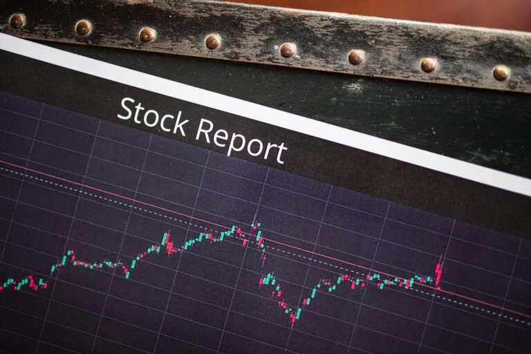 Acheter une option Put : fonctionnement, risques et différences avec la vente de Call