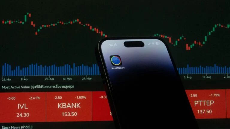PEA Bourse Direct ou BoursoBank : comparatif complet pour choisir en 2026
